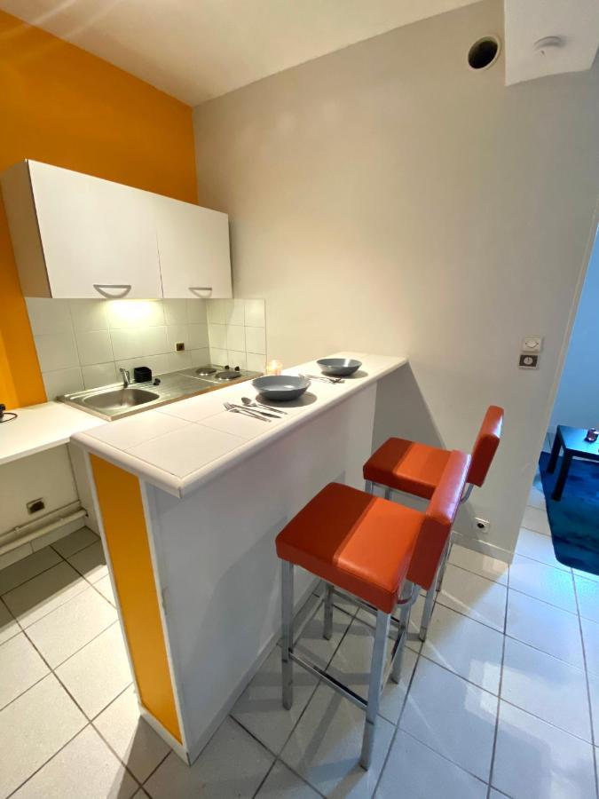Charmant Studio Avec Acces Internet Au Centre Ville Apartment Rouen Exterior foto